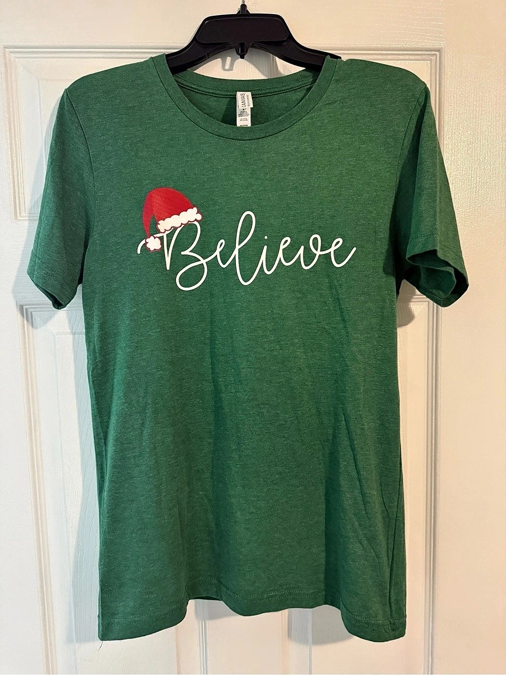 Canvas by Bella + Canvas Believe Graphic Tee Green Small Like New